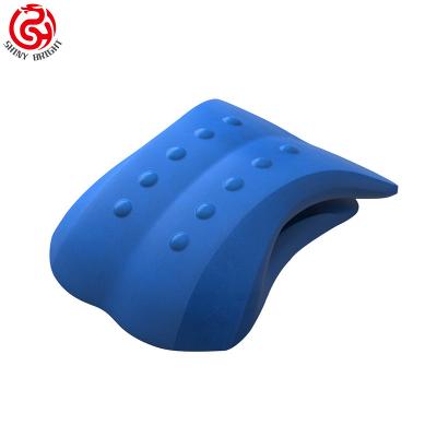 China Hotel Stretch Traction Sleeping Lumbar Pillow For Lower Back Pain Relief Lumbar Support Stretching Pillow With Massage Points for sale