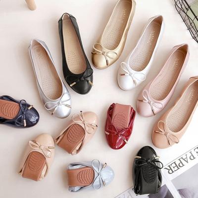 China Around 2022 Latest Designs Stylish Ladies Around Flats Daily Wear Breathable Roll Up Shoes For Party for sale