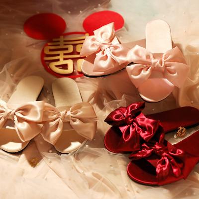 China New Design Satin Round Bowknot Wedding Indoor Shoes Flat Sandals For Women Ladies Slippers for sale