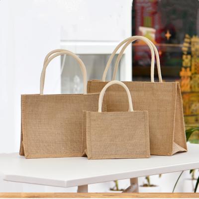 China Durable Eco Friendly Jute Bag OEM Customized Printing Tote Bag With Inner Lamination for sale