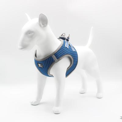 China New Breathable Dog Leash Pet Vest Reflective Chest Strap Cat And Dog Leash Breathable Pet Supplies for sale