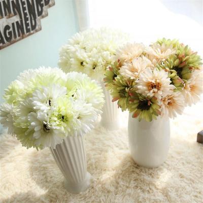 China Home Decorative Artificial Silk Flower Chrysanthemum Chrysanthemum Flower YO CHO Home Decoration Gerbera Flower Wedding Romantic Artificial Table Centerpieces for sale