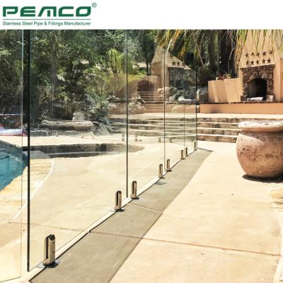 China Modern Outdoor 10-12Mm Tempered Glass Swimming Pool Fencing Stainless Steel Spindle Frameless Glass Balustrade for sale