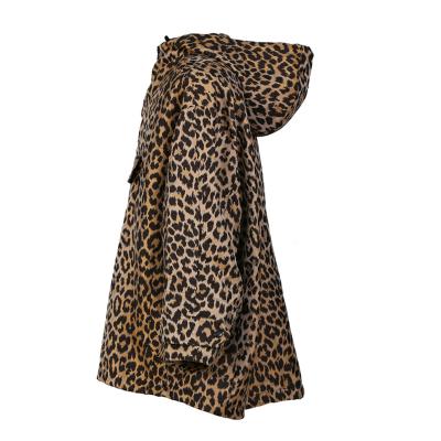 China Women's Winter Anti-wrinkle Casual Outwear Coats Leopard Faux Fur Winter Jacket Fashionable Ladies Long Europe Style Women's Coat for sale