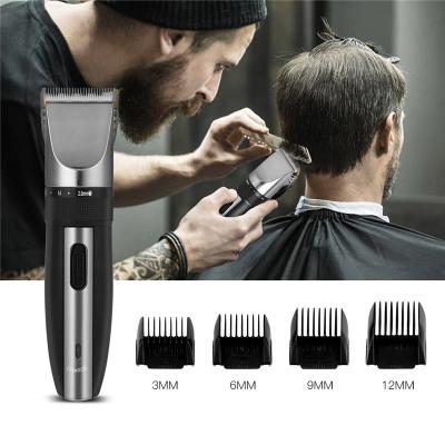 Κίνα Χαμηλή επαγγελματική τρίχα Clippers δόνησης/Trimmer τρίχας μήκος καλωδίων μηχανών 1.8m προς πώληση