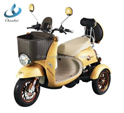 China 15.China Chunlai passenger tricycle CE electric scooter with front basket for sale