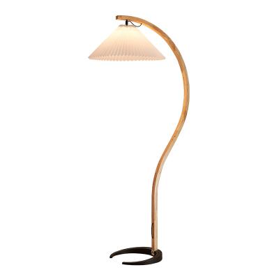 China Modern Solid Wood Dresser Pleated Led Floor Lamp Living Room Study Home Decor Standing Light Nordic Simple Bedroom Bedside Lamp for sale