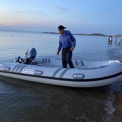 China Foldable fiberglass hypalon rib boat 390 rib boat sport boat price for sale