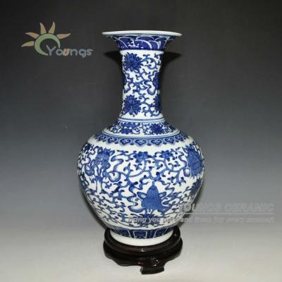 China Antique Porcelain Blue And White Ceramic Flower Vase Made In Jingdezhen for sale