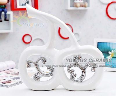 China China Modern White Ceramic Silver Color Apple Shape For Home Decoration for sale