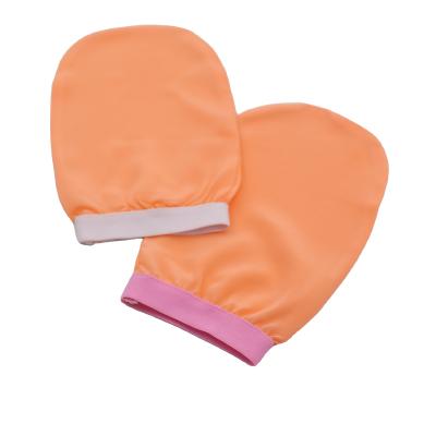 China EXFOLIATING Body Cleansing Tools Durable Silk Exfoliating Glove Scrub Facial Glove Body Massage Glove for sale