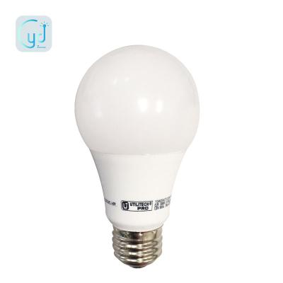 China China shipping residential mobile phone control rgb smart 9w color changing led bulb 110v-240v work with Alexa for sale