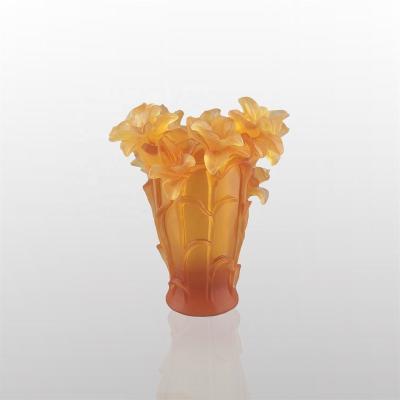 China No Style Middle Eastern Orchid Shaped Crystal Flower Burner Using Crystal Carving Techniques Can Be Used For Home Decor for sale