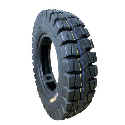 China Nylon Cord Material Motorcycle Tires Taiwan's Top Selling Model 5.00-12 300-17 70/80-17 for sale