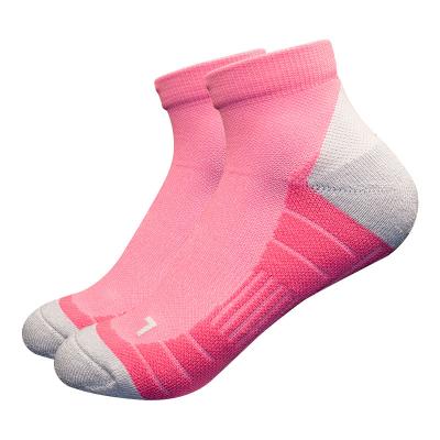 China Cotton Professional badminton socks, quick-dry color matching sports socks, right and left foot Terry anti-skid running socks for sale