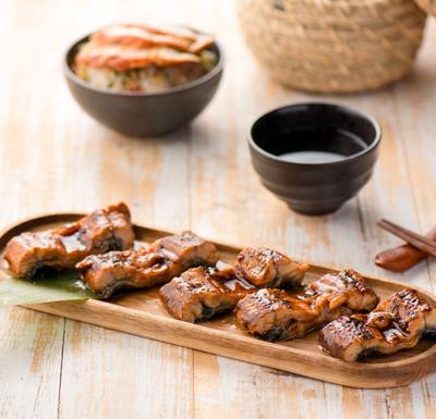 China Low-CARB OEM Wholesale Customize Packing High Quality Sushi Japanese Unagi Kabayaki BBQ Grilled River Roasted Eel for sale