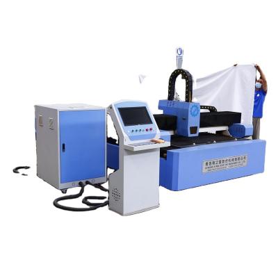 China GX3015-4000W Automated CNC Fiber Laser Cutting Machine Raycus Laser Loading Power for sale