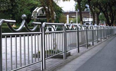 China Durable Stainless Steel Banister Handrail Metal Outdoor Handrail For Balcony for sale