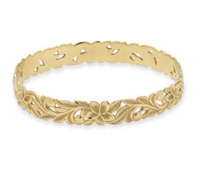 China Custom Hawaiian Bangle Fashion 18K Gold Plating Women Plumeria Flower TRENDY Bangle for sale