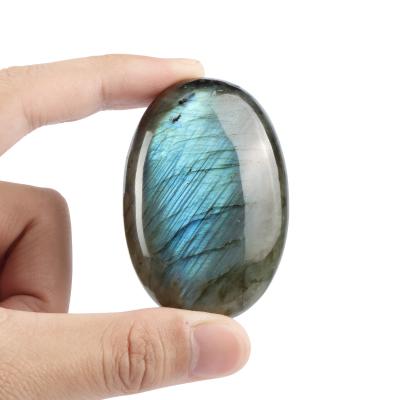 China Natural China Labradorite Palm Stone Healing Crystal Gemstones Irregular Polished Pocket Worry Stone For Meditation Chakra Balancing for sale