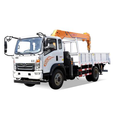 China TRUCK CRANE Factory multifunctional mobile Kama direct sales 5 tons crane truck truck zu verkaufen