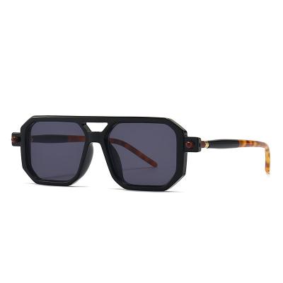 China Luxury Fashion Art Frame Sunglasses NEW Fashion Sunglasses Men RETRO Sunglasses For Men Roll Up Anti Proof Blue Light Sunglasses 2022 for sale