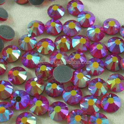 China Flatback Diamante Machine Cut Shiny Hot Fix Rhinestone for sale