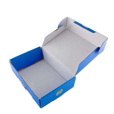 China Recycled Materials Wholesale Corrugated Packaging Clothes Shipping Paper Gift Box for sale