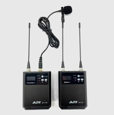 China High Quality Portability Wireless Mini Lavalier Microphone For Conference Gathering for sale