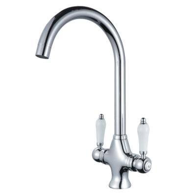 China Factory Sale CLASSIC Hot Cold Water Two Handle Pull Down Brass Kitchen Faucets for sale