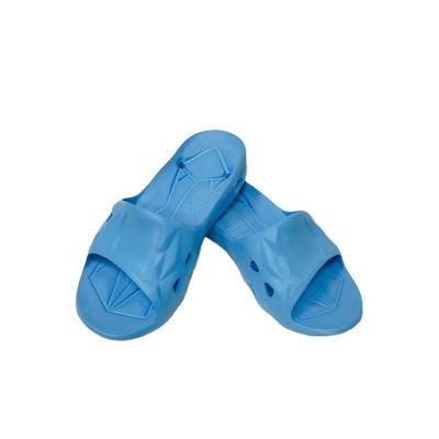 China Outdoor indoor massage water-draning slipper for adults and children drain slipper EVA Foam Shoe Sole Slipper for sale