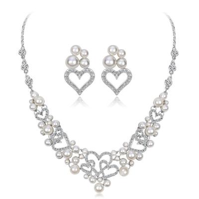 China CLASSIC Elegant Temperament Brilliant Diamond-Studded Pearl Heart Necklace Earrings Zircon Bridal Wedding Jewelry Sets for sale