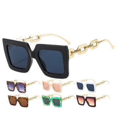 China Luxury Square Oversized Metal Fashion Sunglasses Women Shades Chain Sunglasses UV400 for sale