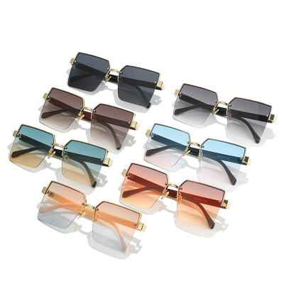 China Fashion Sunglasses Fashion Mens Sunglasses Women Milan Catwalk Show Shades Gradient Gold Metal PC Square Frame Oversized Sun Glasses for sale