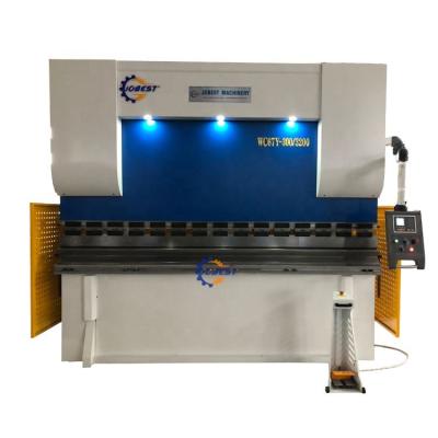 China Ball screw with high presicion DA69T 100 ton 6 axis hydraulic press brake 8/guillotine shears and press brake CNC for sale