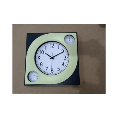 China Antique Style Cheap Modern Minimalist Plastic Silent Wall Clock With Temperature Display Hygrometer Quartz Wall Clock For Home Decorative for sale