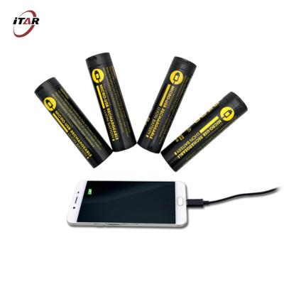 China 500 ciclos Li Ion Rechargeable Batteries 2600mAh tipo carregamento de USB de 3,7 volts de C à venda