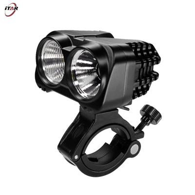 Chine Lumen 5000 IP65 rechargeable de lampe-torche blanche lumineuse du vélo LED imperméable à vendre