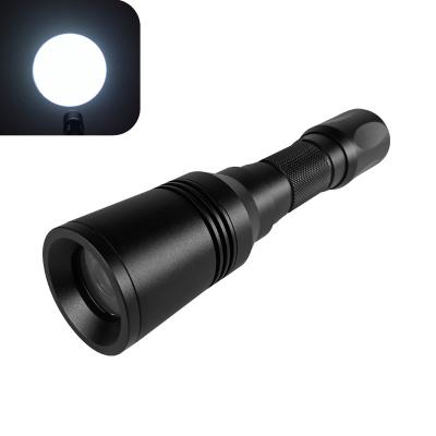 Chine IP67 imperméabilisent la torche de lampe-torche de 1000 lumens LED avec 18650 Li Ion Battery à vendre