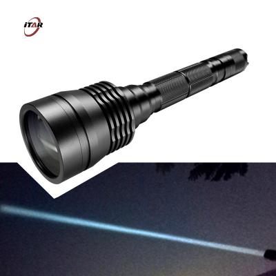 China Black LEP White Laser 3KM lanzador linterna táctica IP67 a prueba de agua 14.5W 700 lumens sin baterías en venta