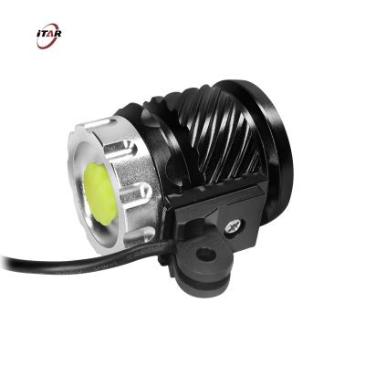 Chine 10 heures de lampe-torche d'exécution de LED pour le vélo Front Light Aluminum Alloy Material à vendre