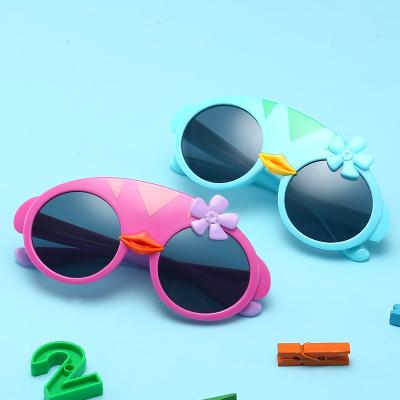 China New Children Polarized Cartoon Penguin Cartoon Penguin Baby Sunglasses Baby Shade Outdoor Lenses Fashion Glasses for sale