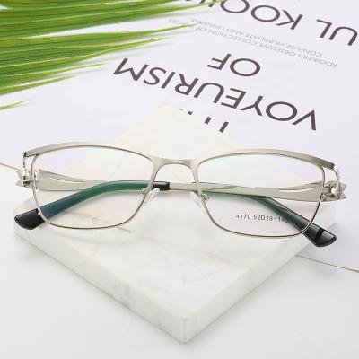 China High Quality Lady Glasses Good Decorated Eyewear Fashion Diamond Temple Glasses Ladies Glasses Hollow Out Glasses New Arrival/Reading Glass Sunglasses/Myopia for sale