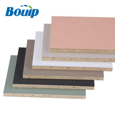 China Good Selling Industrial Melamine Double Faced Particle Board Side Panel For Wardrobe for sale