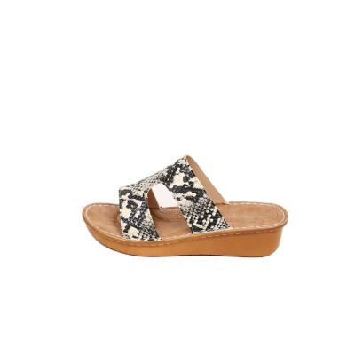 China Good Price New Product Leopard Casual Zebra Python Handmade PU Wedges Thick Bottom Sandals 6A-13 for sale