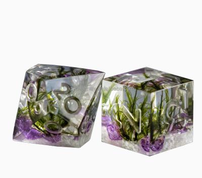 China Dnd Handmade Flower Edge Table Games Factory Resin Dice Set Polyhedral RPG DnD Playing Dice Set For RPG Game Dungeons And Dragons for sale