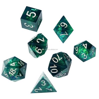 China Polyhedral Dies Set 7pcs 2022 Logo Dnd Polyhedral Rpg Custom Resin Liquid Core Heart Filled Die Cut Big Sharp D20 Dies For Role Playing Game Mtg for sale