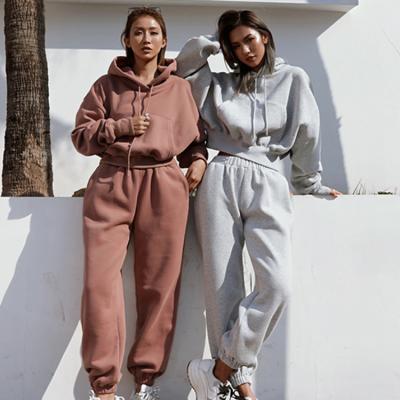 China 100%cotton Anti-Wrinkle Custom Women Crop 2 Piece Jogger Set Tracksuit Joggers Jumpsuit Set Blank Jogger Suit for sale