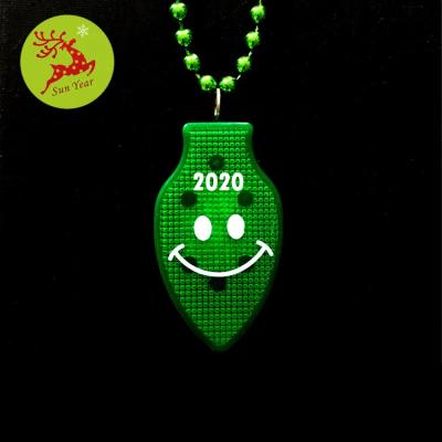 China 2021 New Style Plastic Christmas Bulb Pendants CLASSIC Flashing Necklace LED Light for sale