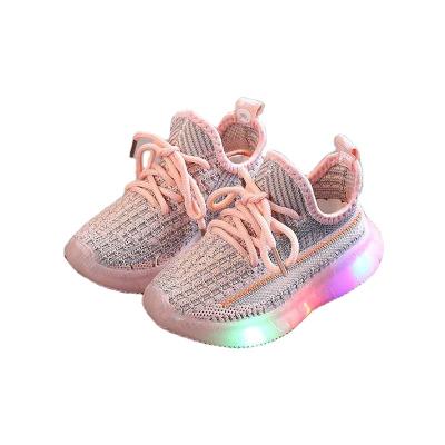 China New Design Lightweight Fashionable Children's Sports Casual Running Shoes With Led Light Flashing for sale